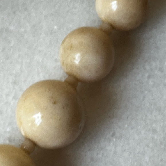 Elegant Cream Beaded Necklace art deco vintage - Picture 9 of 13
